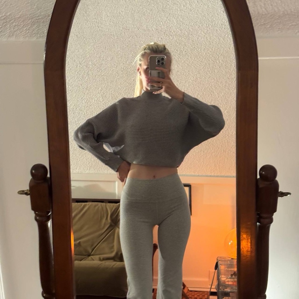 New Look Light Gray Ribbed Sweater